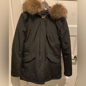 Woolrich Women’s Arctic Parka Black Small